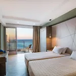 Otel Pegasos Deluxe 5*