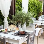 Otel Pegasos Deluxe 5*