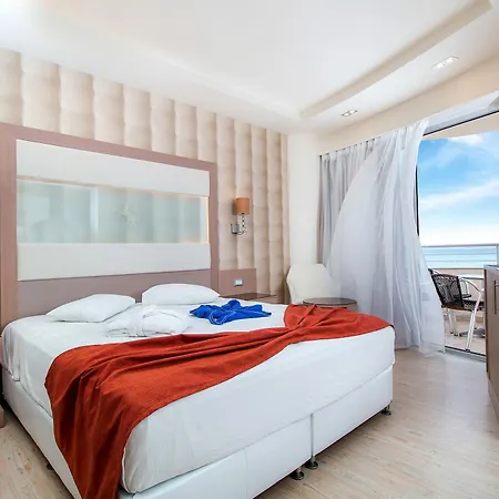 Pegasos Deluxe 5*