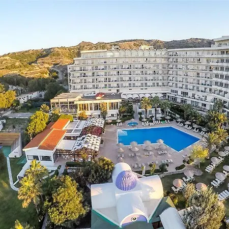 Pegasos Deluxe Hotel 5*