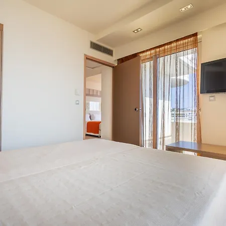 Pegasos Deluxe Hotel 5*