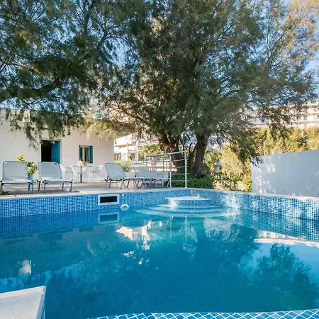 Pegasos Deluxe Hotel