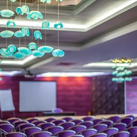 Pegasos Deluxe 酒店 5*