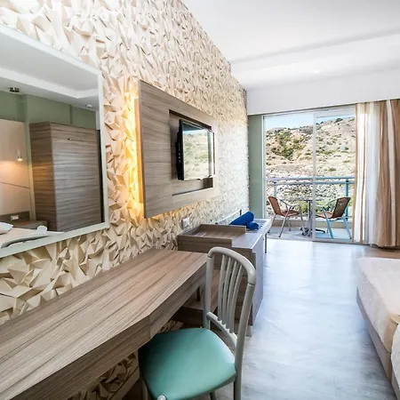 Pegasos Deluxe 酒店