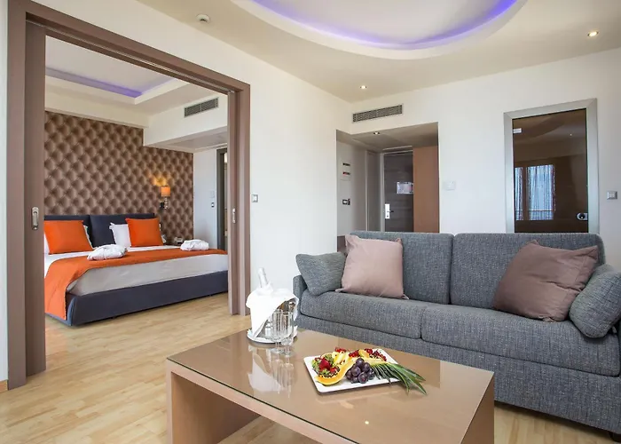 Pegasos Deluxe Hotel