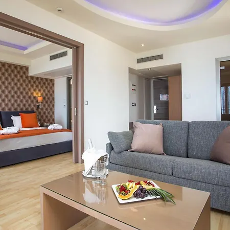 Pegasos Deluxe ホテル