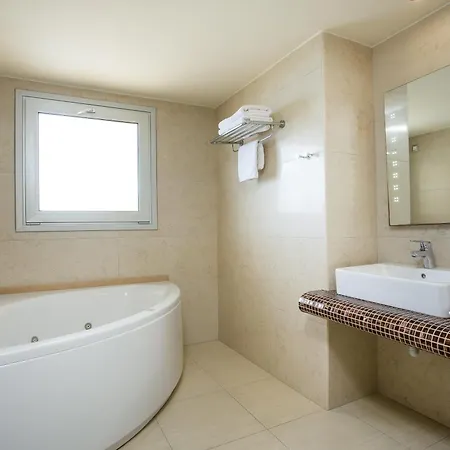 Pegasos Deluxe ファリラキ