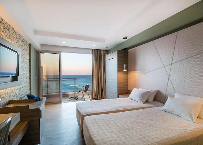 Otel Pegasos Deluxe 5*